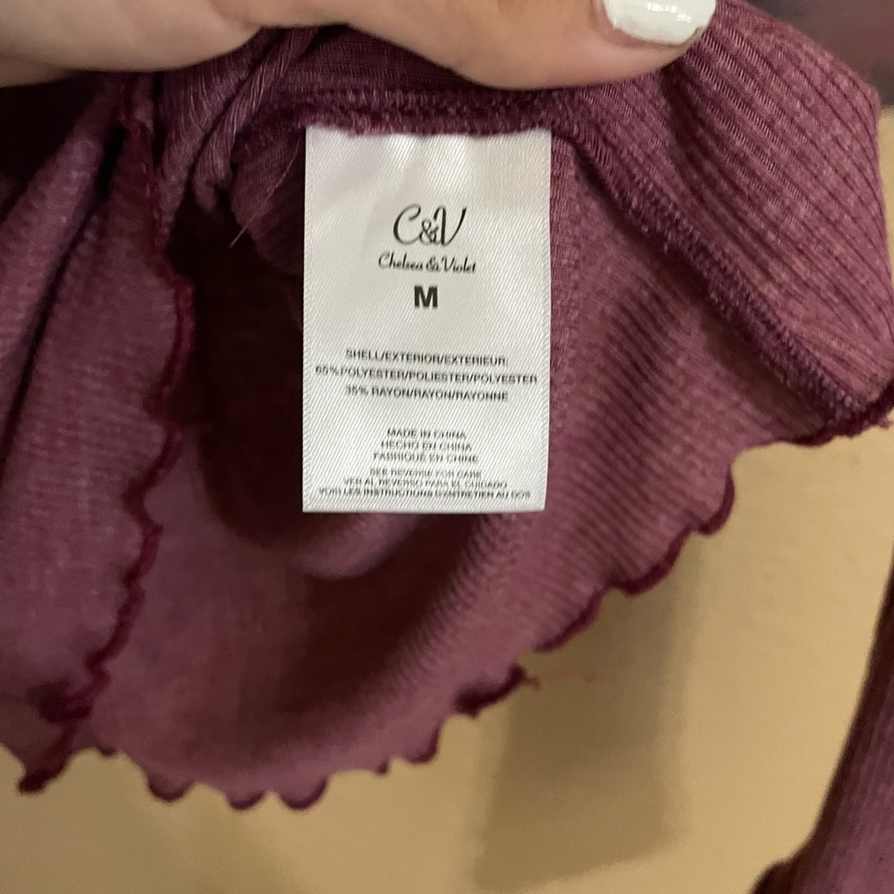 Purple top - Picture 2 of 3